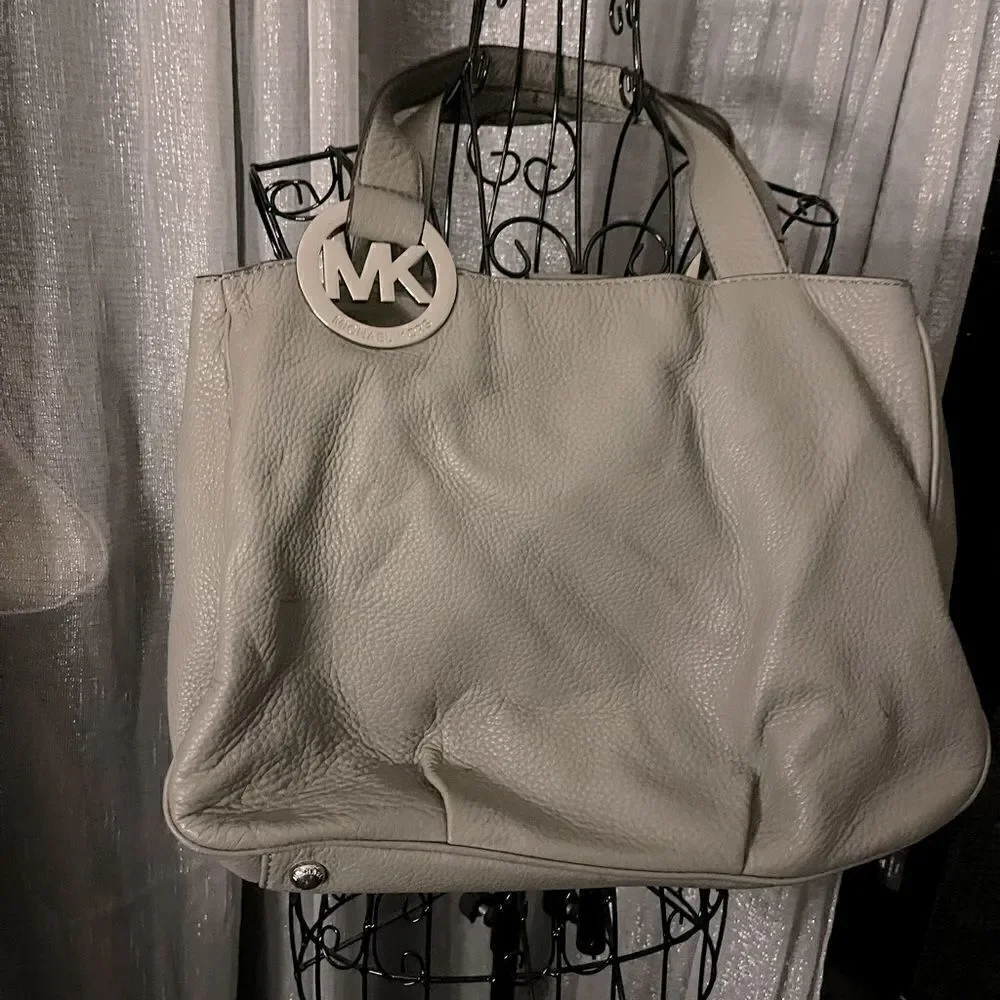 Michael Kors mk grey pebble leather Fulton hobo tote bag/purse/pocketbook